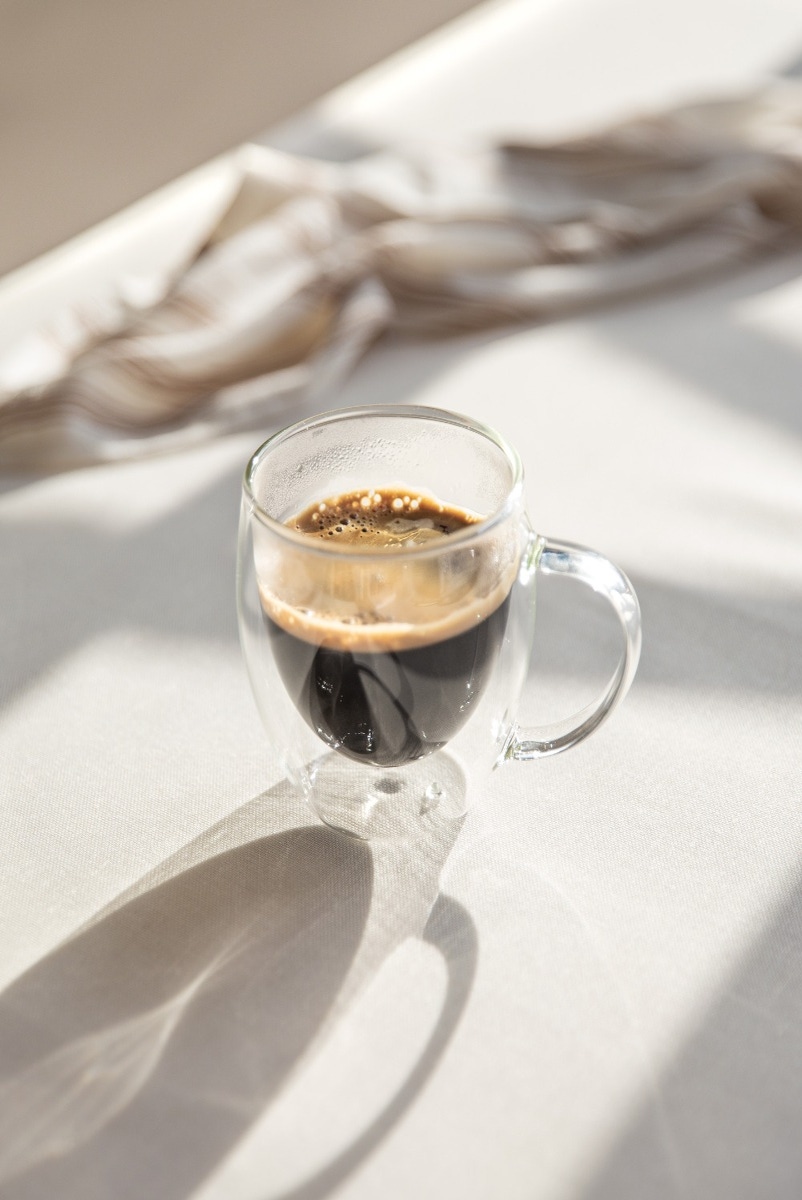 POCILLO DE CAFÉ BURDEOS