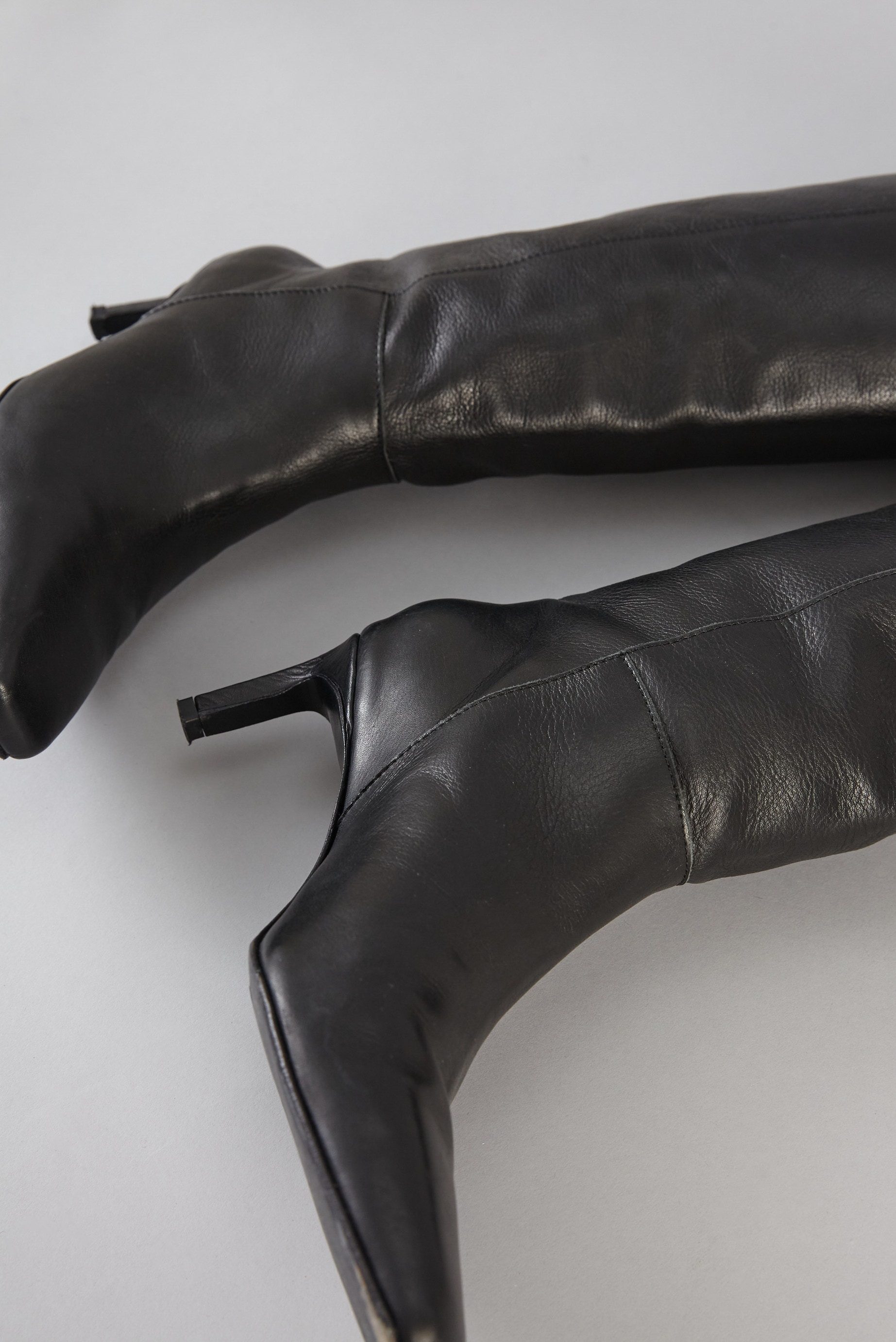 BOTA KOSMOPOLITAN                                                                                    