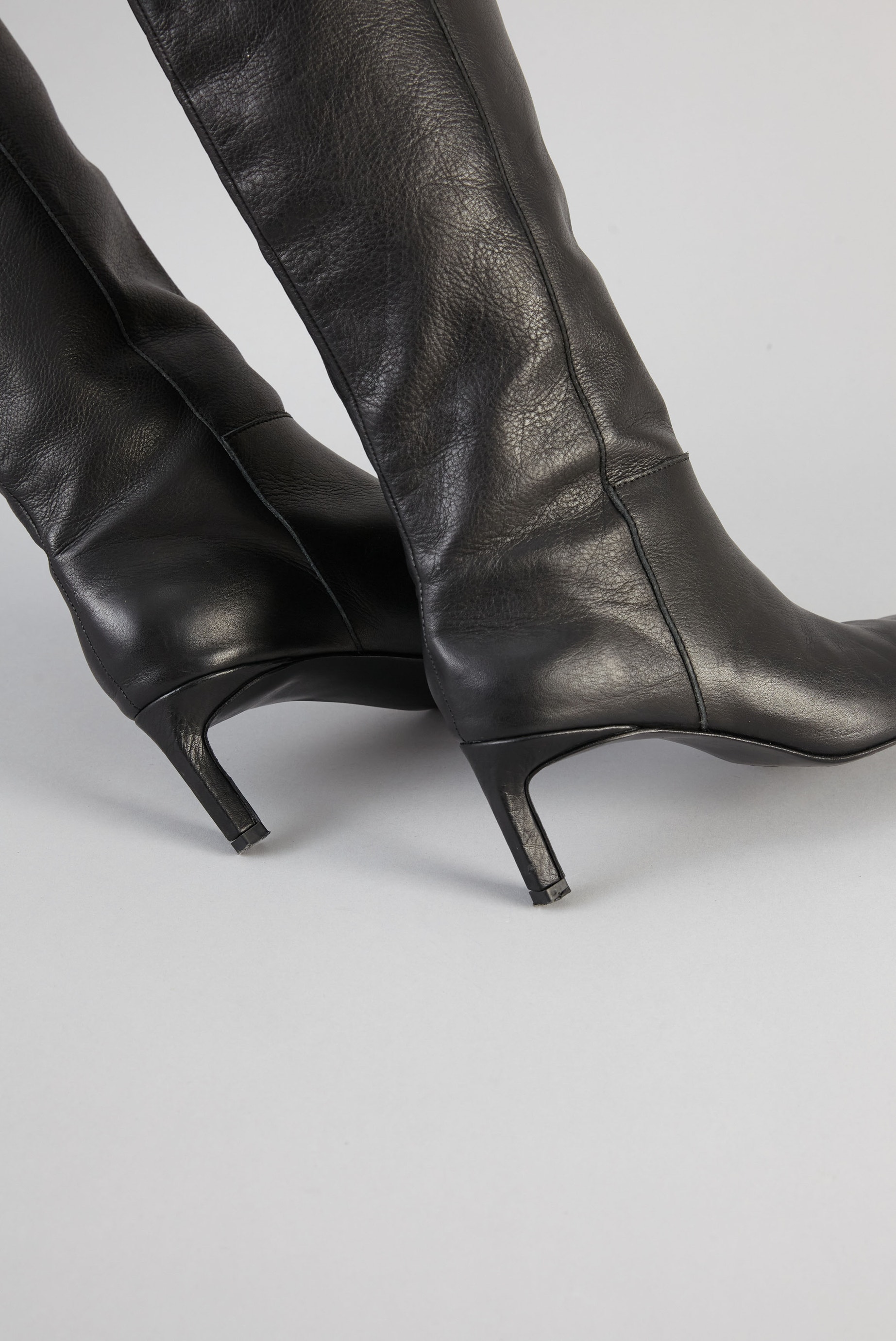 BOTA KOSMOPOLITAN                                                                                    