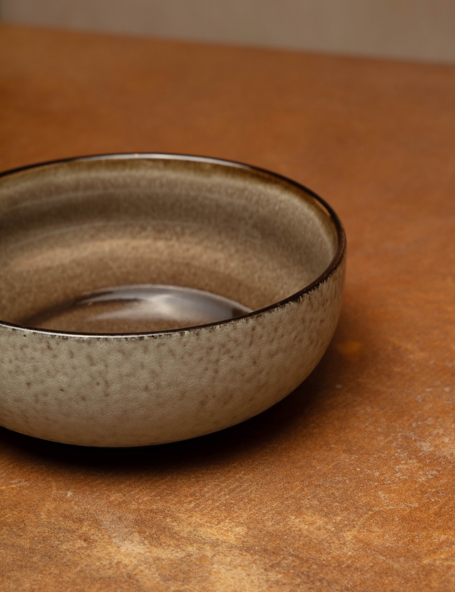 BOWL GLAZED BROWN                                                                                    