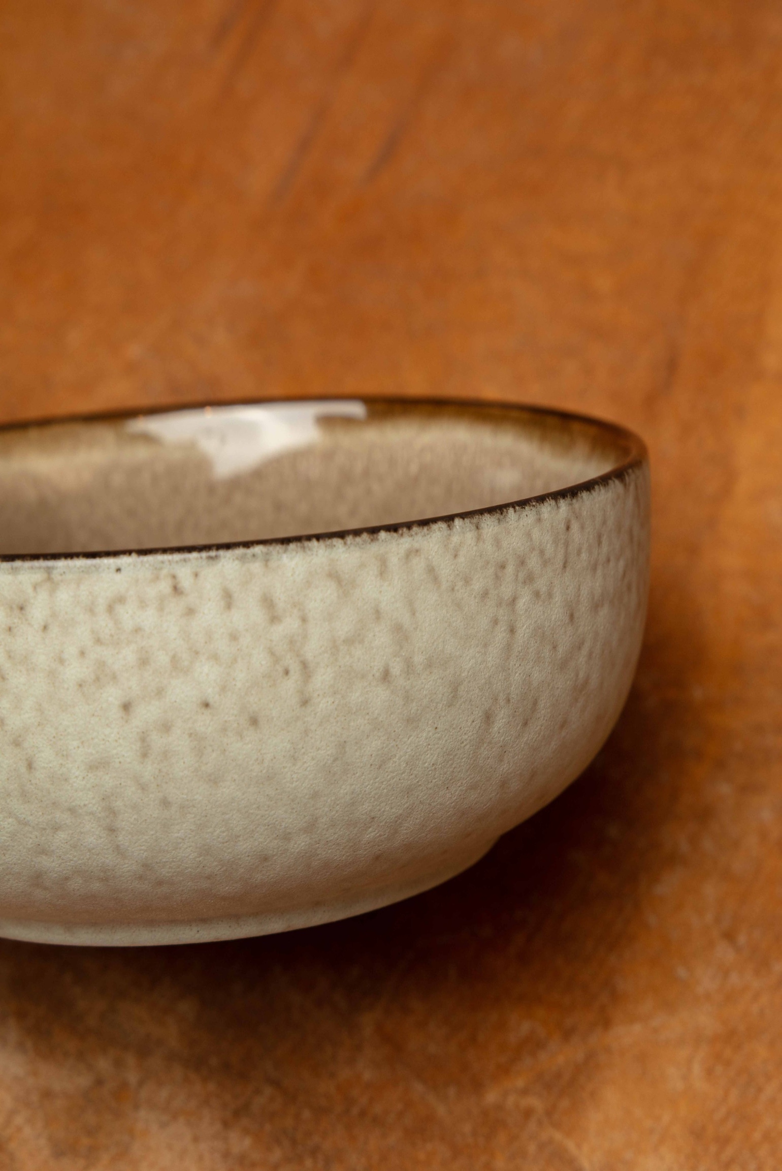 BOWL GLAZED BROWN                                                                                    