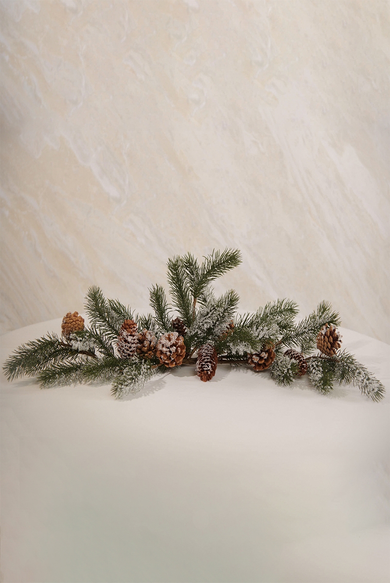 ADORNO SNOW PINE