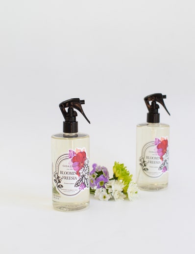HOME SPRAY BLOOMING FREESIA