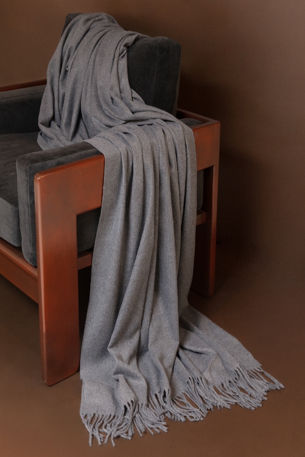 MANTA GRANADA DARK GREY                                                                              