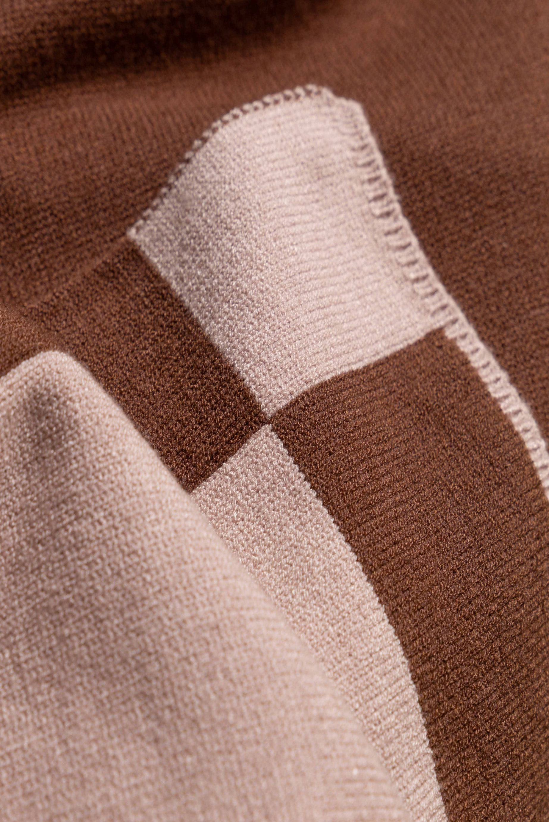 PIE DE CAMA MONOGRAMA 0,75x2,05 MTS                                                                  