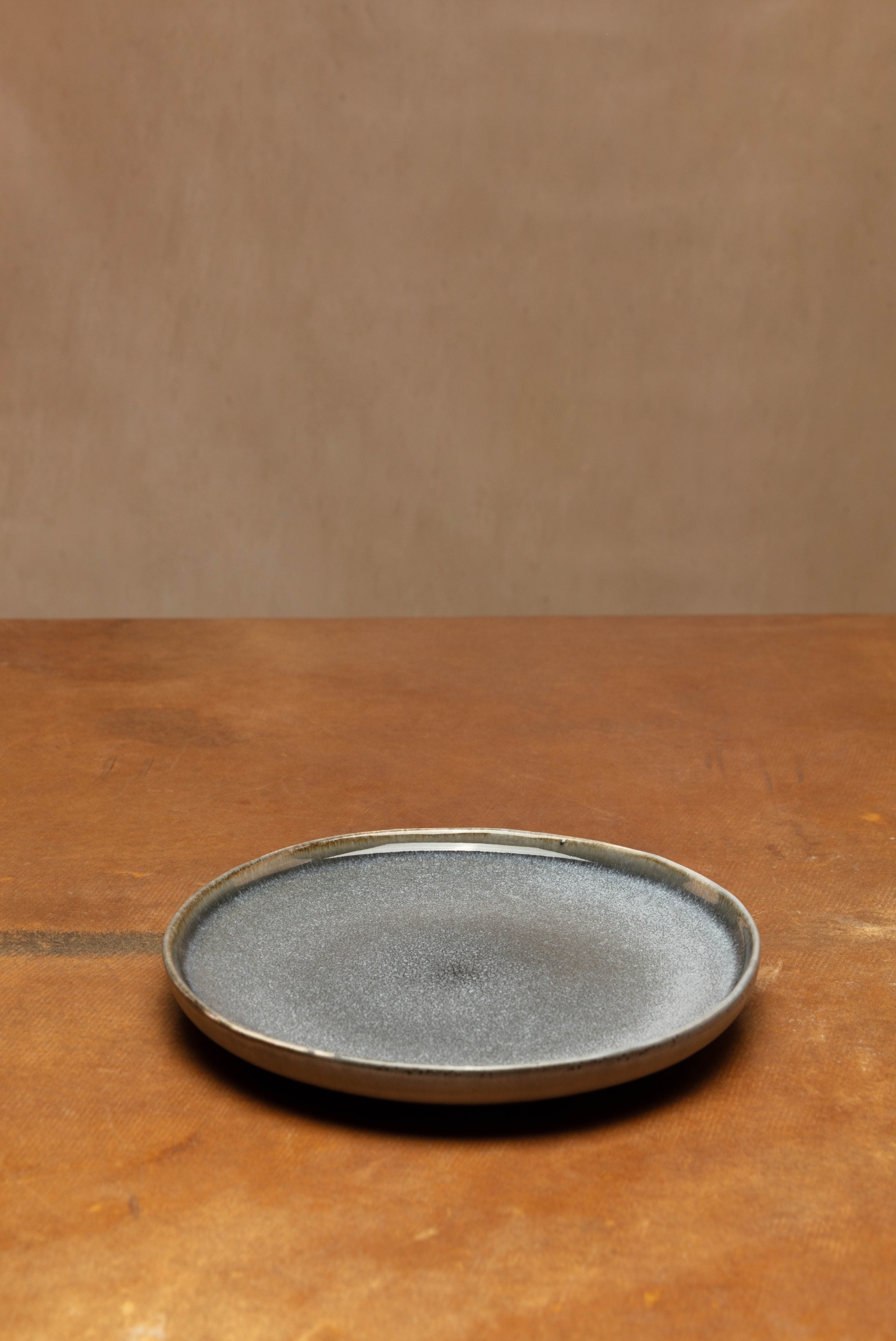 PLATO PLAYO GLAZED GREY                                                                              