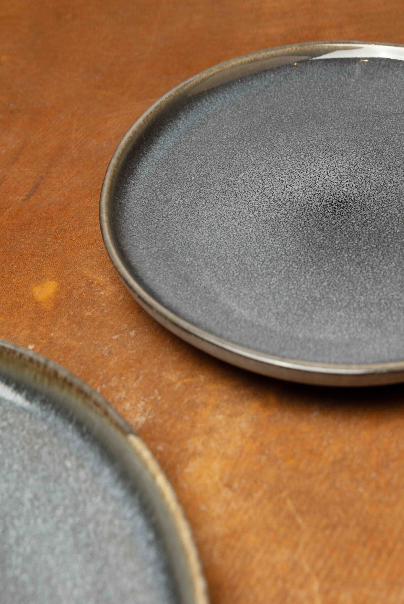 PLATO POSTRE GLAZED GREY                                                                             