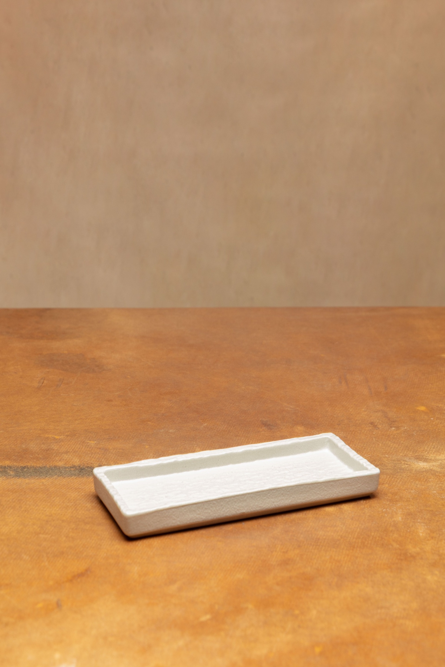 PLATITO CAPRI WHITE                                                                                  