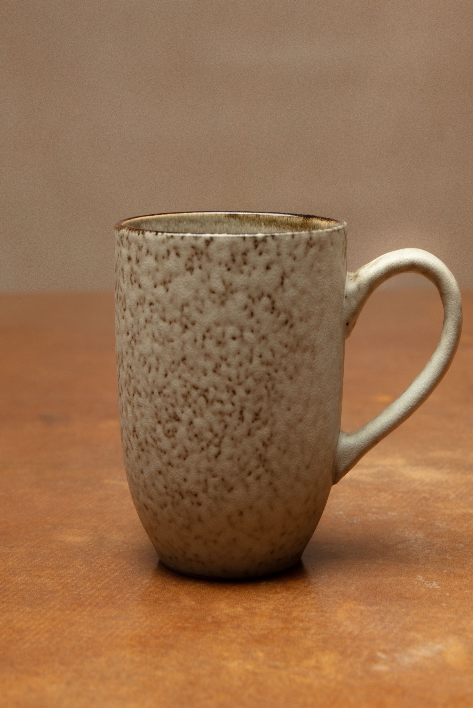 TAZA GLAZED BROWN                                                                                    