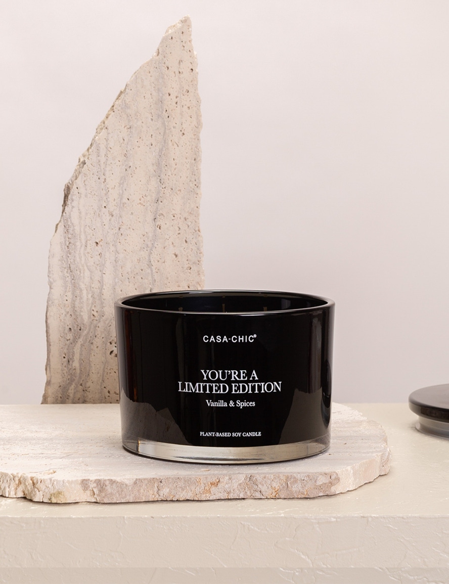 VELA LIMITED EDITION BLACK